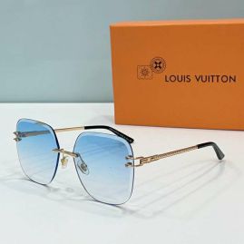 Picture of LV Sunglasses _SKUfw57303825fw